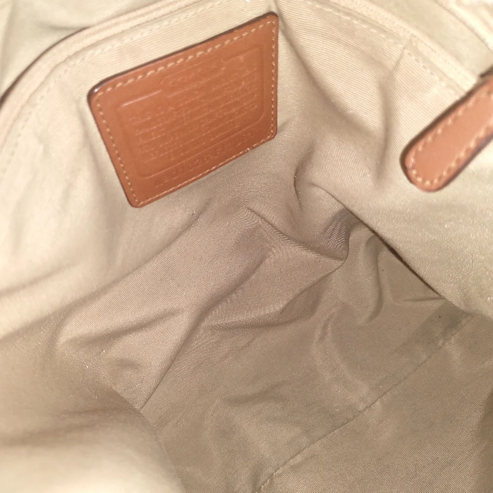 Beautiful Coach Tote - Picture 10 of 13
